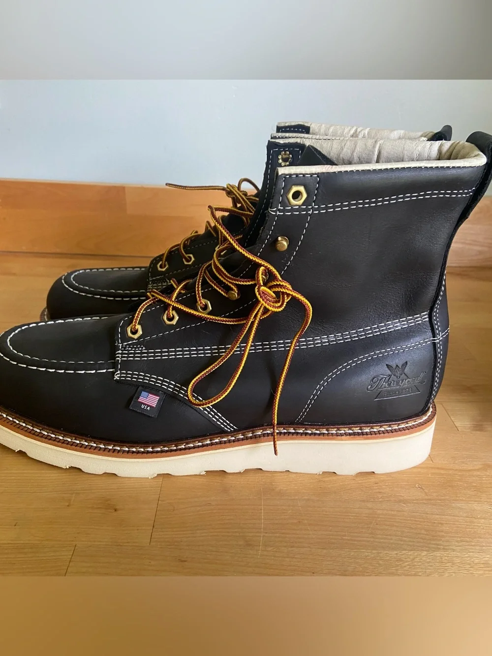 Thorogood American Heritage 6” Black Moc-Toe Sz 13 New w/ Box